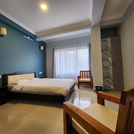 Cafe Sola Bnb ชิลลอง ภายนอก รูปภาพ